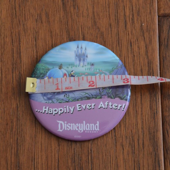 Disney 2 pk Happy Anniversary & Happily Ever After Souvenir Pins - Picture 8 of 8